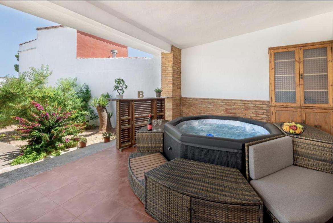 La Bombonera Guest House Catadau Ngoại thất bức ảnh